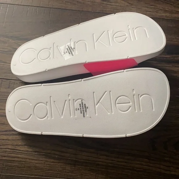 Calvin Klein Jeans Womens Slippers - Picture 3 of 3